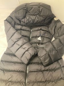 モンクレール ダウンジャケット（キッズ用）
