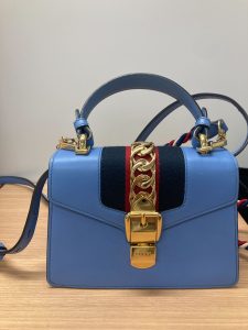 グッチ シルヴィ 2WAY ハンドバッグ ライトブルー ゴールド金具
