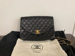 シャネル マトラッセ チェーンショルダーバッグ ラウンドフラップ G金具