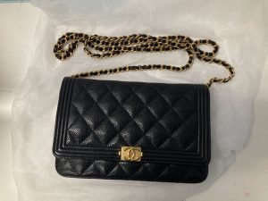 シャネル ボイシャネル マトラッセ チェーンウォレット ショルダーバッグ