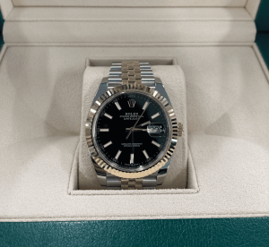 ロレックス デイトジャスト41 126333 SS YG 黒文字盤