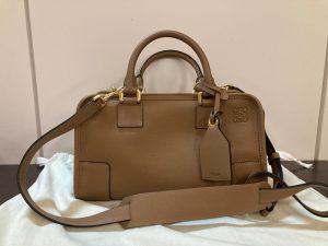 ロエベ アマソナ28 ハンドバッグ ベージュ ゴールド金具